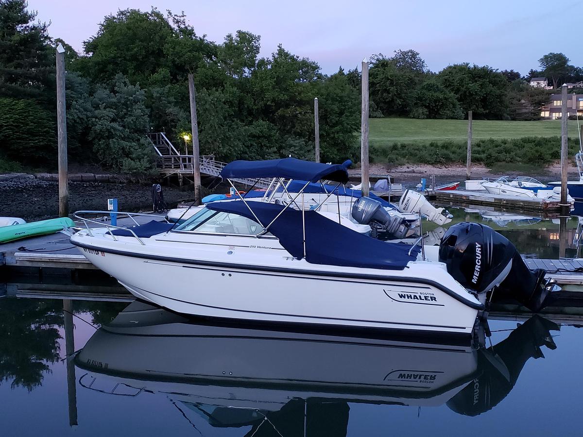 Used 2006 Boston Whaler 21 Ventura