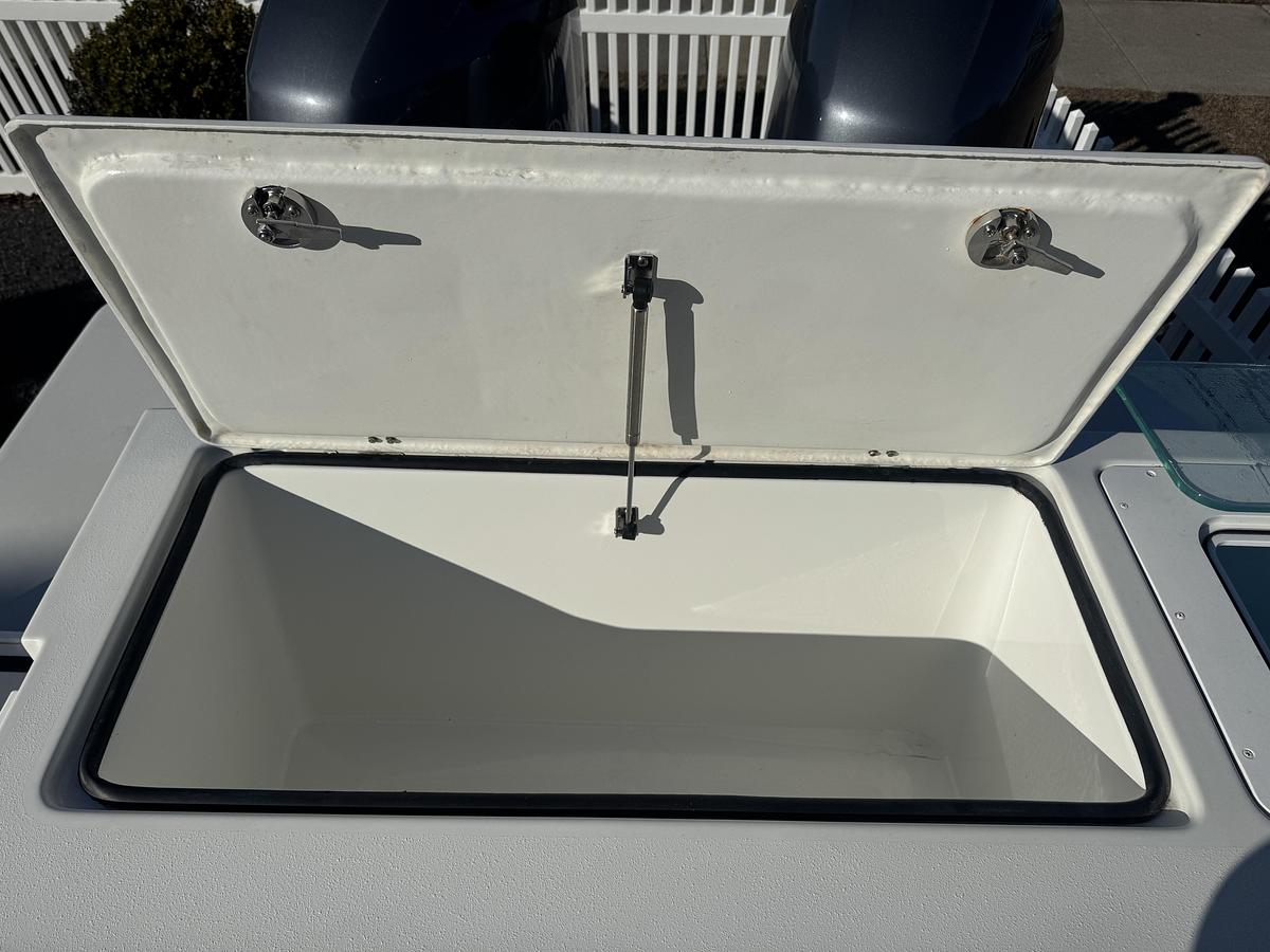 Used 2021 Parker 2510 XLD