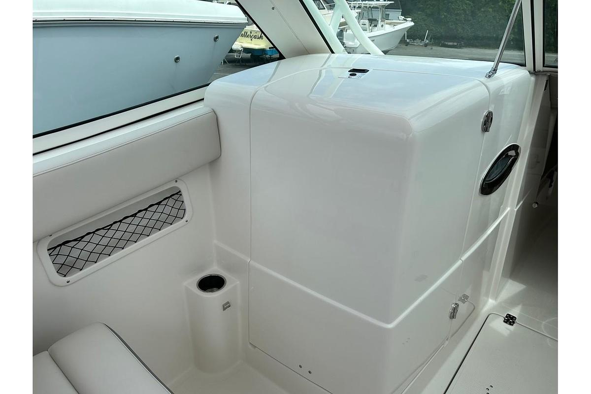 2025 Sailfish 245 DC