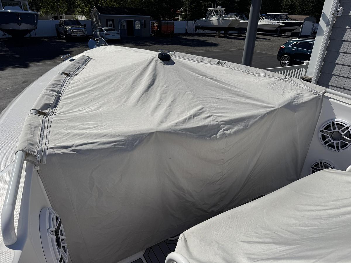 Used 2021 Everglades 295 Center Console