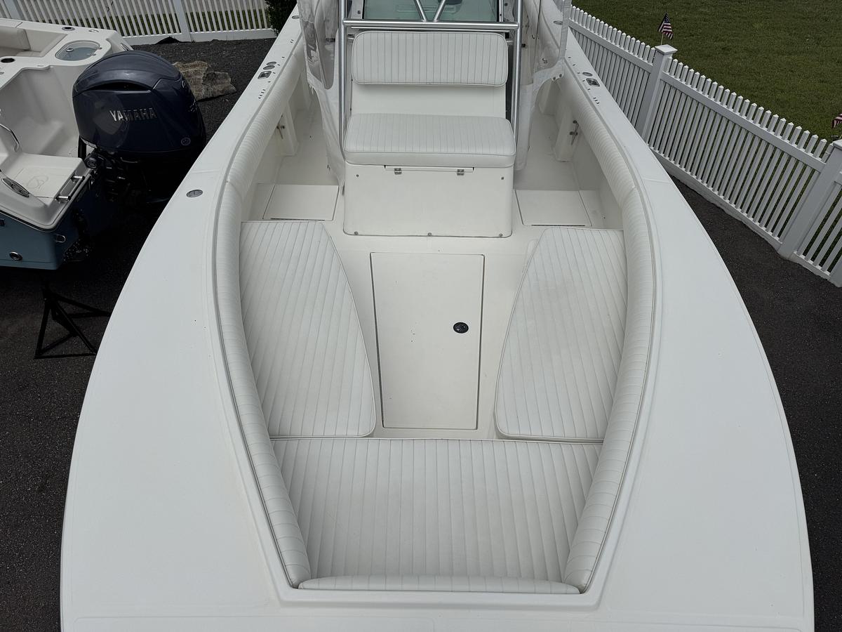 Used 2001 Regulator  26FS