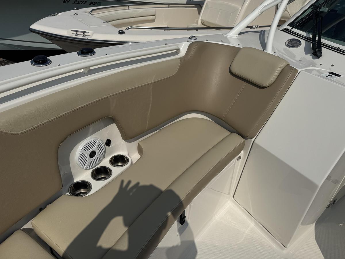 Used 2017 Sailfish 325 DC