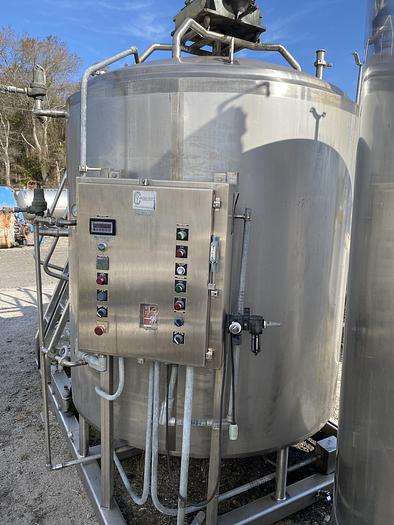 Used 2004 Used Process Skid With 1000 gallon SS mix tank