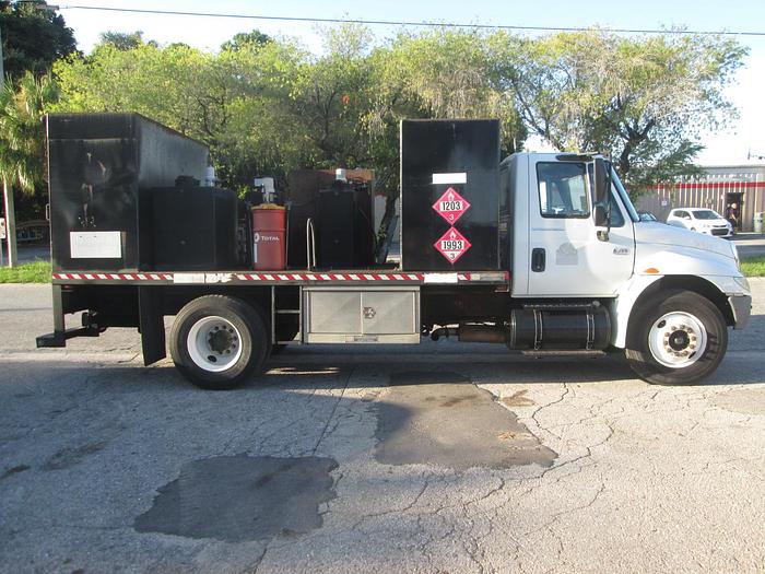Used 2006 International 4300 Fuel and Lube Truck