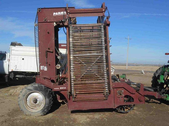 Used Parma M910 Beet Harvester