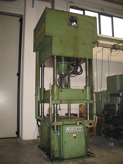 Usato PRESSA CMU 4 colonne 150 ton