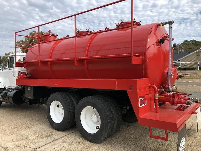 Used 2001 Mack RD688S
