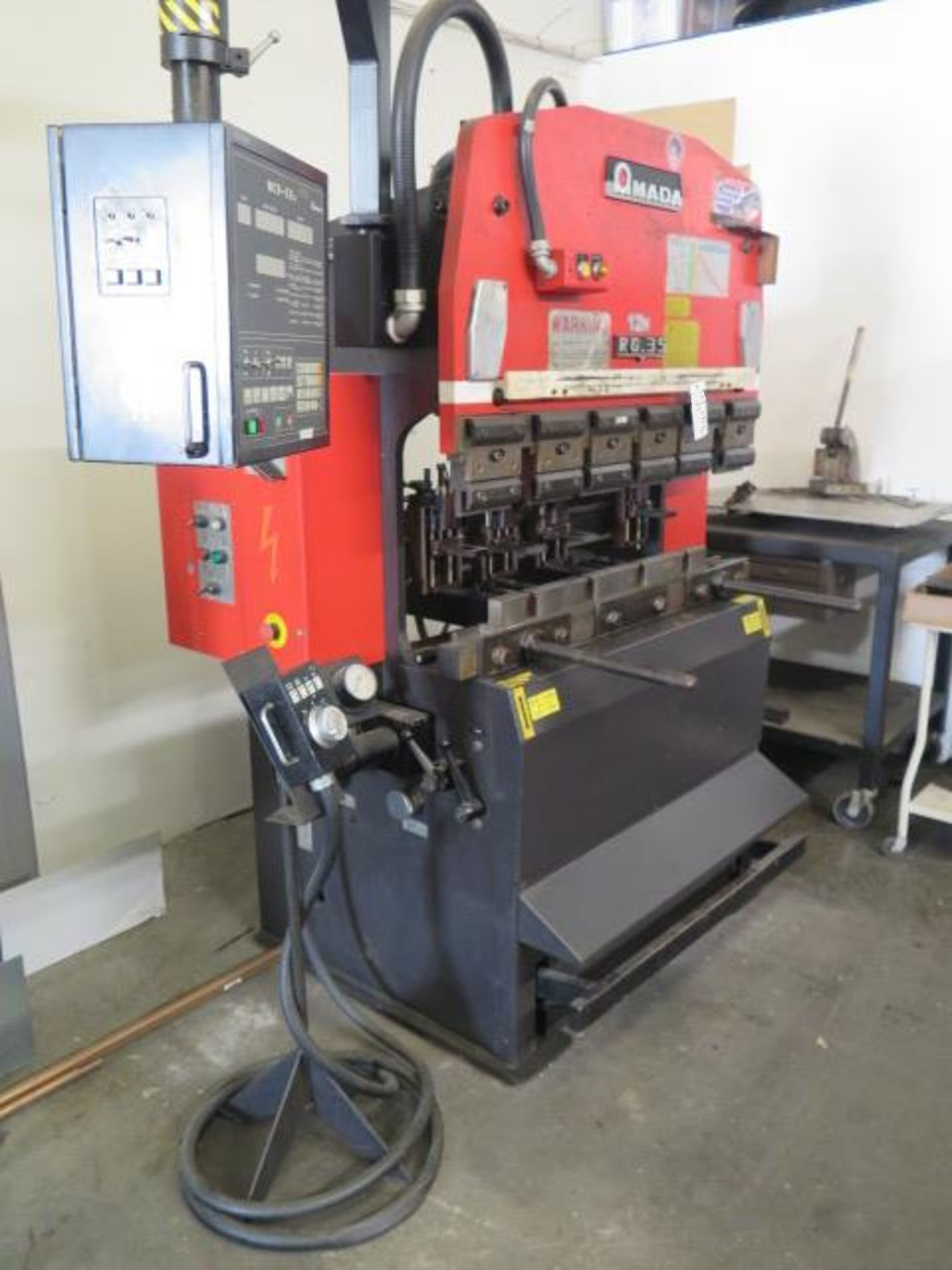 Used Amada RG-35 35 Ton x 48" CNC Press Brake Amada NC9-EX II #5708