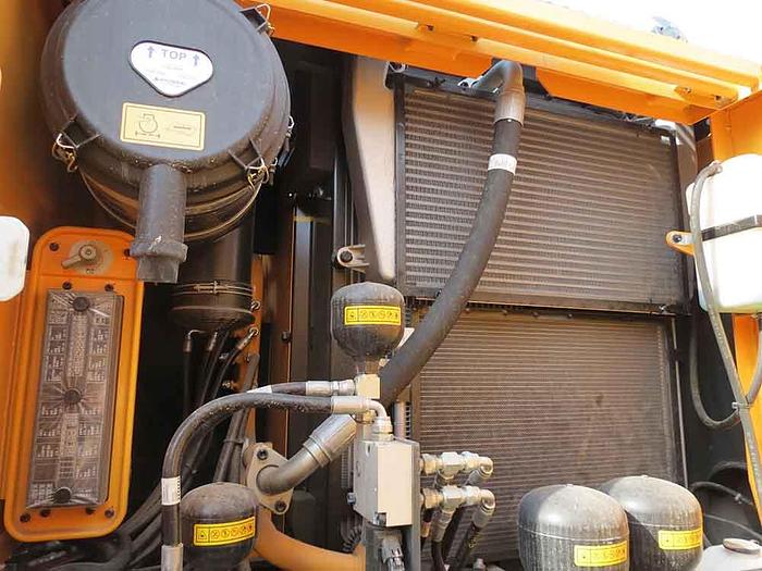 Used 2021 HYUNDAI ROBEX 190W-9