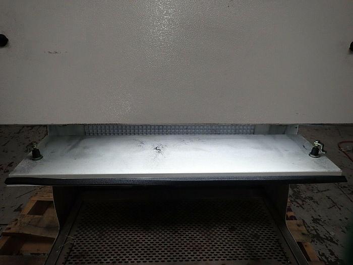 Used Misonix Model FE-WS6 WS-6 Downflow Workstation Fume Hood