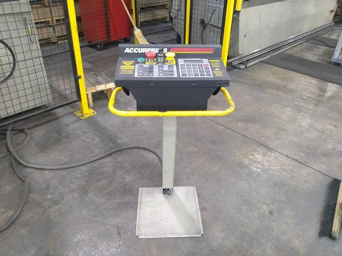 Used 2008 175 TON X 12', ACCURPRESS, 2008, CNC HYDRAULIC PRESS BRAKE 717512