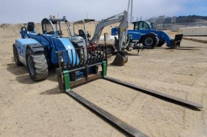 Used 2015 Genie 15,000 LBS reach lift