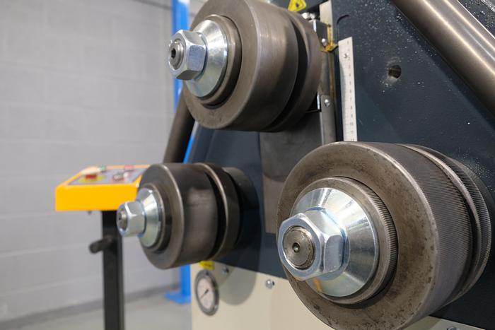 UZMA 45  Hydraulic Section roller 