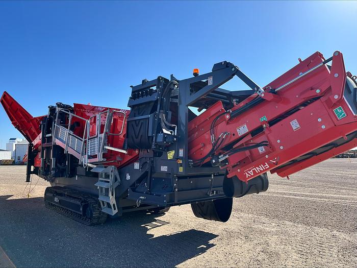 Terex Finlay 883+ Track Screen