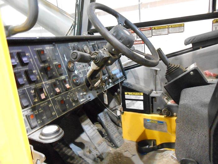 Used USED 2006 GROVE RT875E 75 TON 4X4X4 ROUGH TERRAIN CRANE-5334