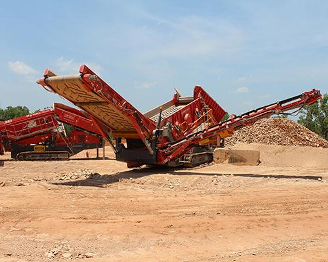 terex-finlay-893-heavy-duty-scalper-(3).jpg