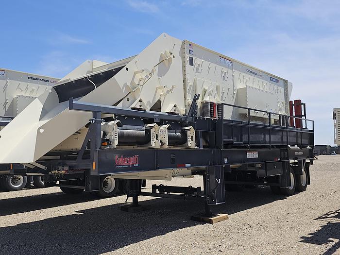 New Terex Cedarapids 8'X20" Triple Deck Horizontal Portable Screen