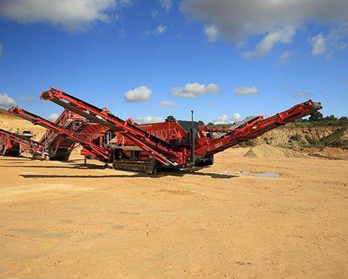 terex-finlay-984-(1).jpg