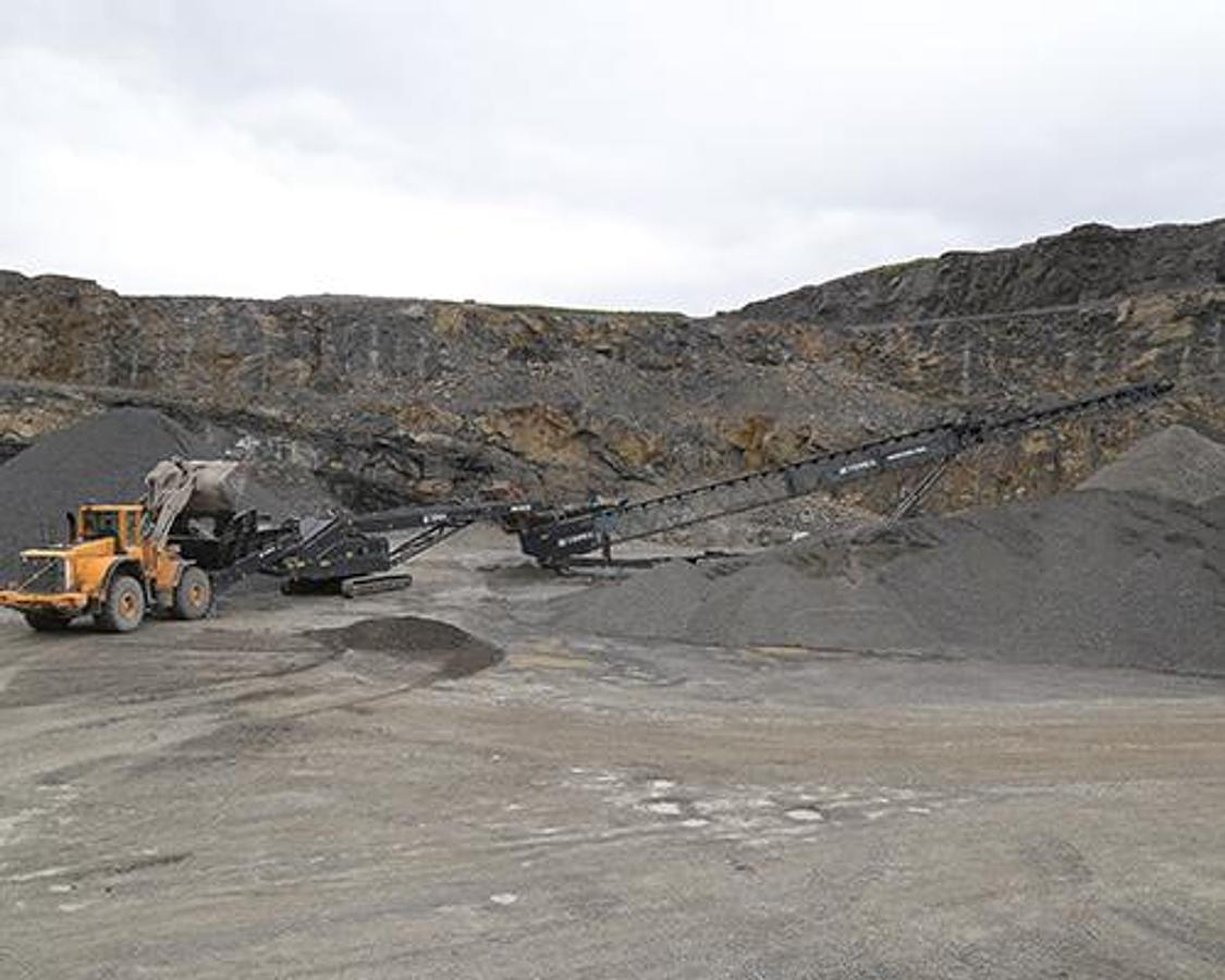 terex-finlay-tr-140-telescopic-conveyor-(2).jpg