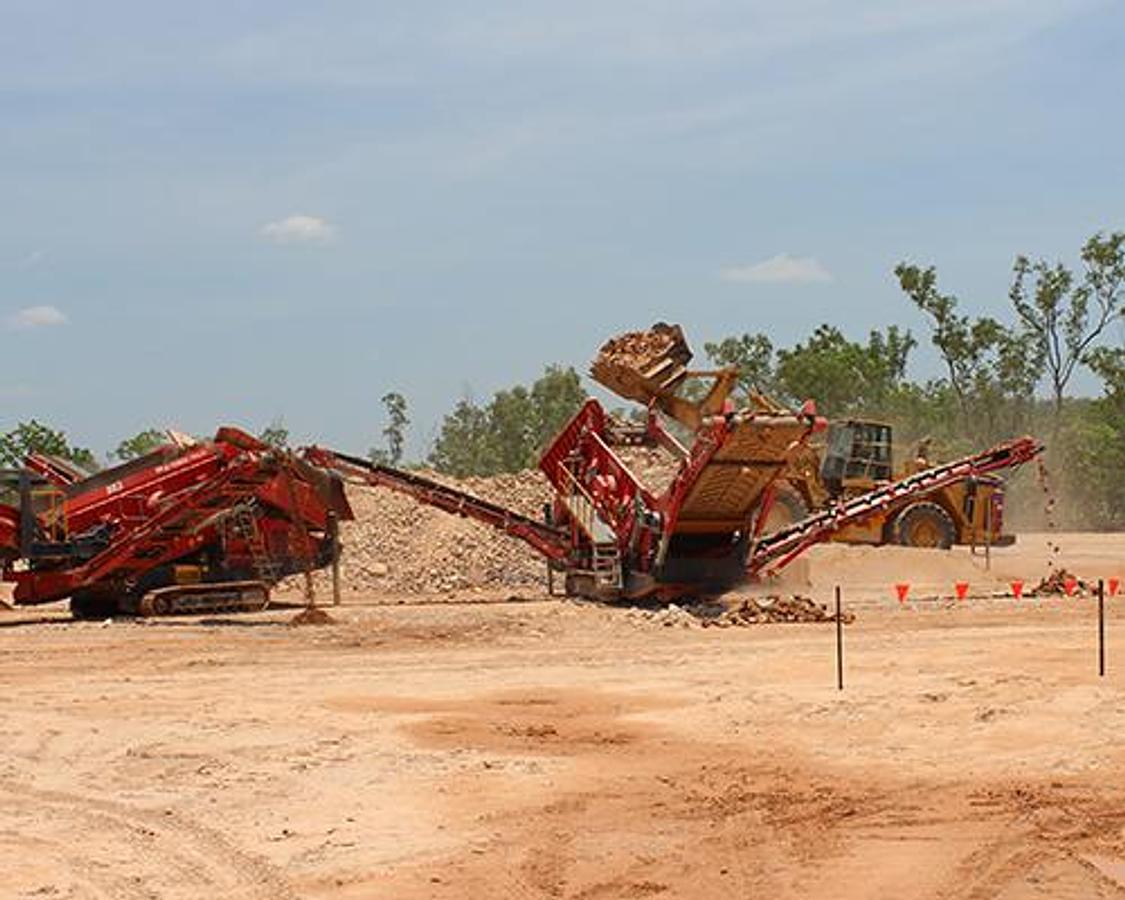 terex-finlay-893-heavy-duty-scalper-(4).jpg