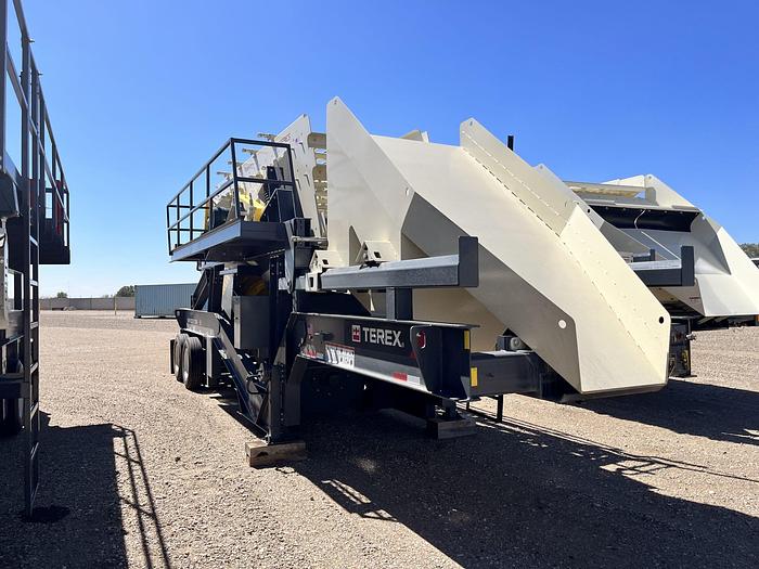 NEW TEREX SIMPLICITY 5' X 16' WASH PLANT WITH EIW SCREW