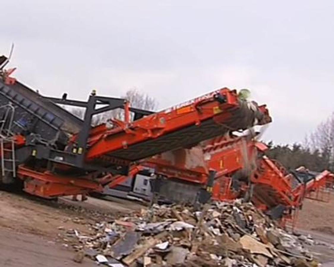 terex-finlay-883-spaleck-(skip-waste)-2.jpg
