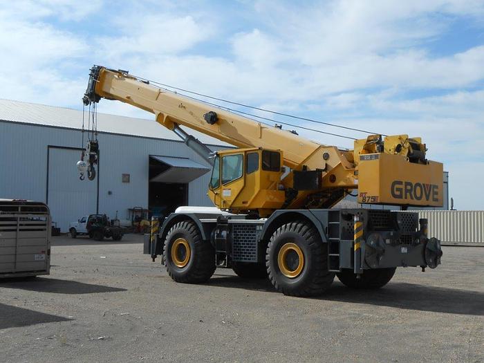 Used USED 2006 GROVE RT875E 75 TON 4X4X4 ROUGH TERRAIN CRANE-5334