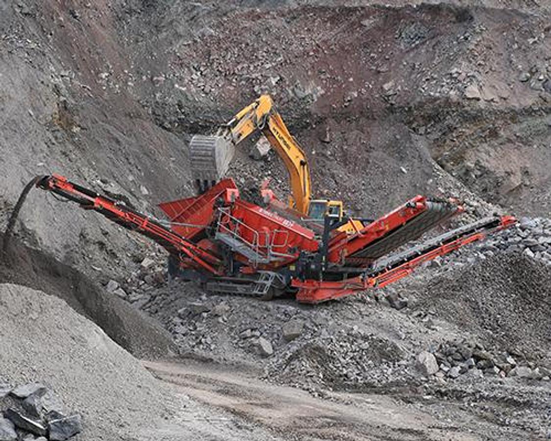 terex-finlay-883-scalping-heavy-duty-screen-(3).jpg