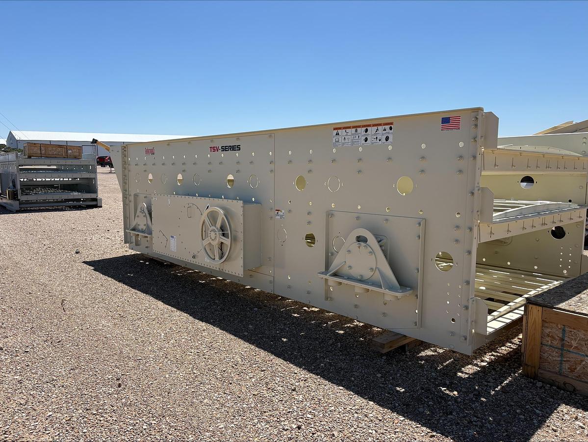 New Terex Cedarapids 8'X20' Triple Deck Horizontal Screen