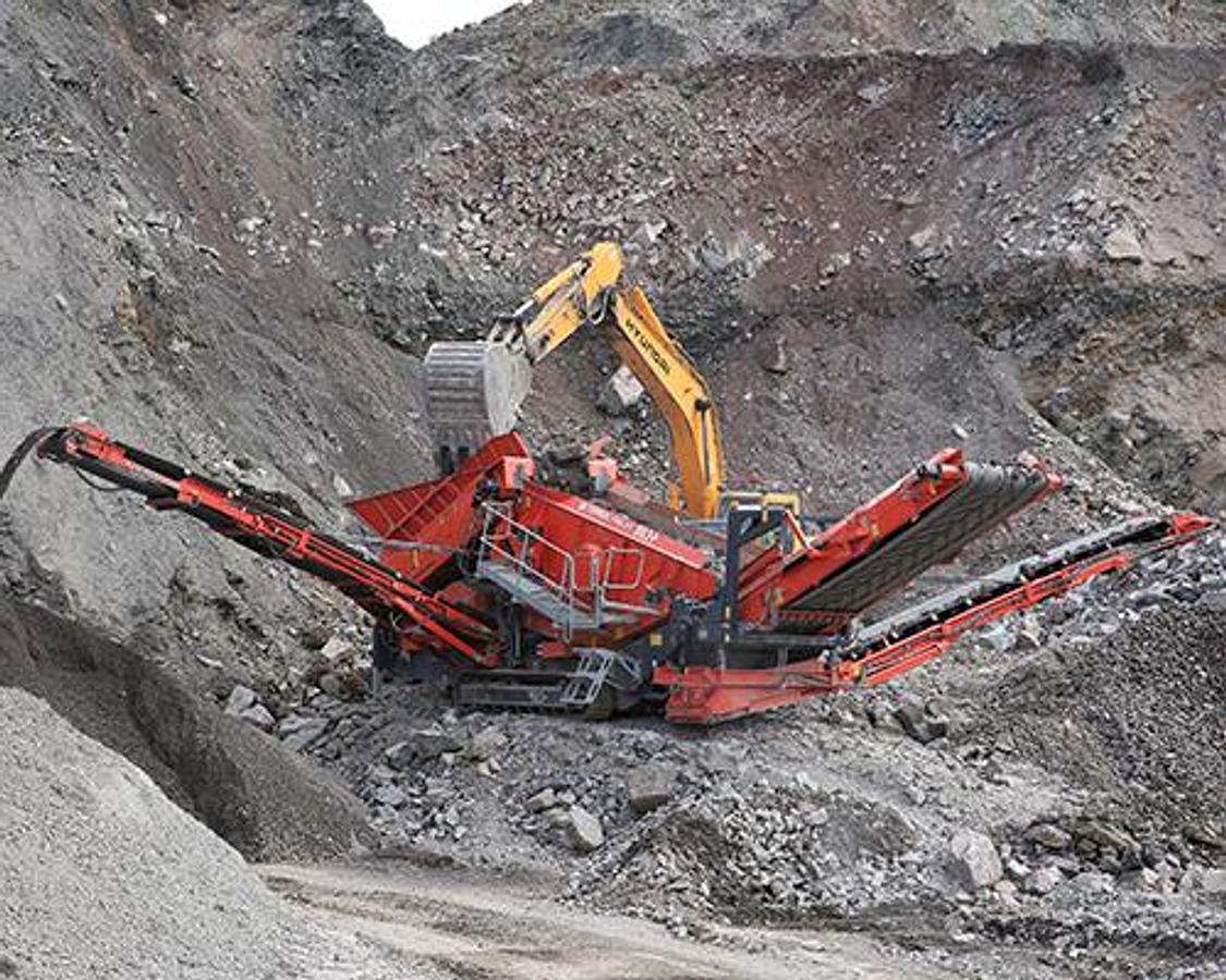 terex-finlay-883-scalping-heavy-duty-screen-(1).jpg