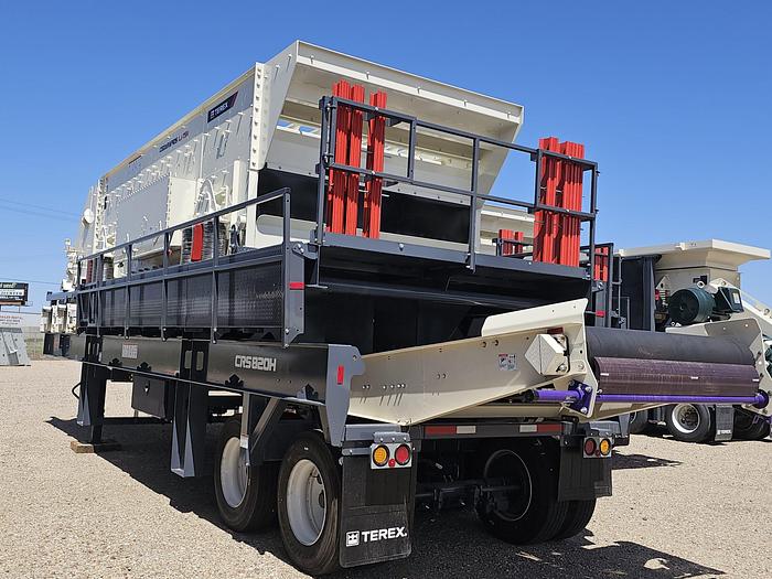 New Terex Cedarapids 8'X20" Triple Deck Horizontal Portable Screen