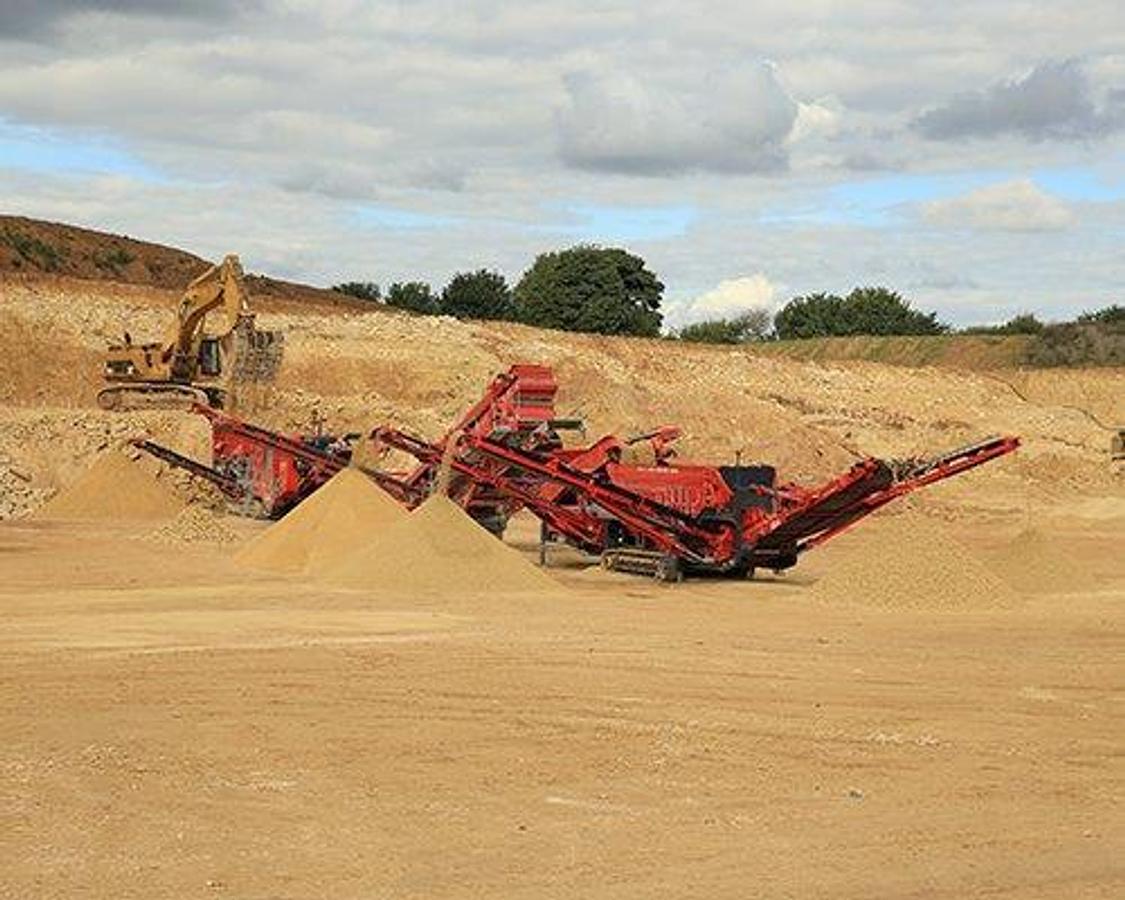 terex-finlay-984-(8).jpg
