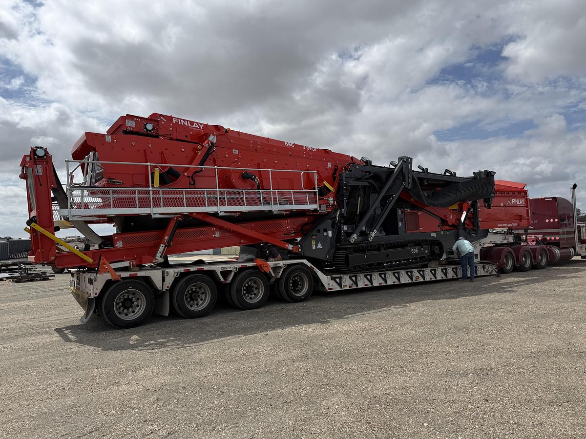 Terex Finlay 696 Track Screen