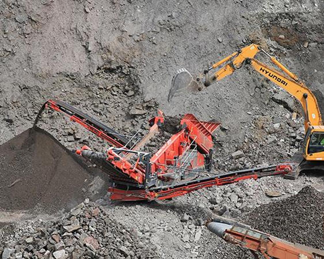 terex-finlay-883-scalping-heavy-duty-screen-(7).jpg