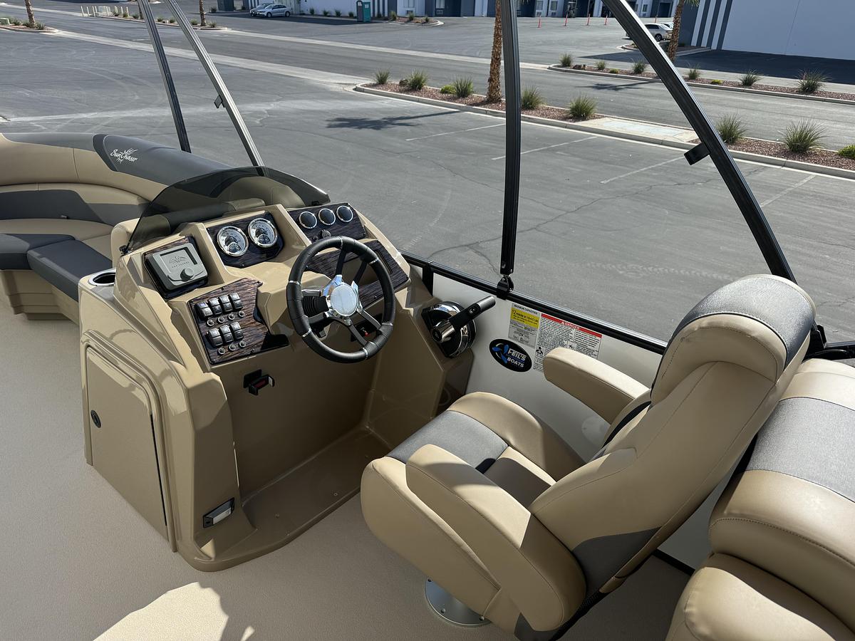 2026 SunChaser Commercial Series Geneva Sport 23