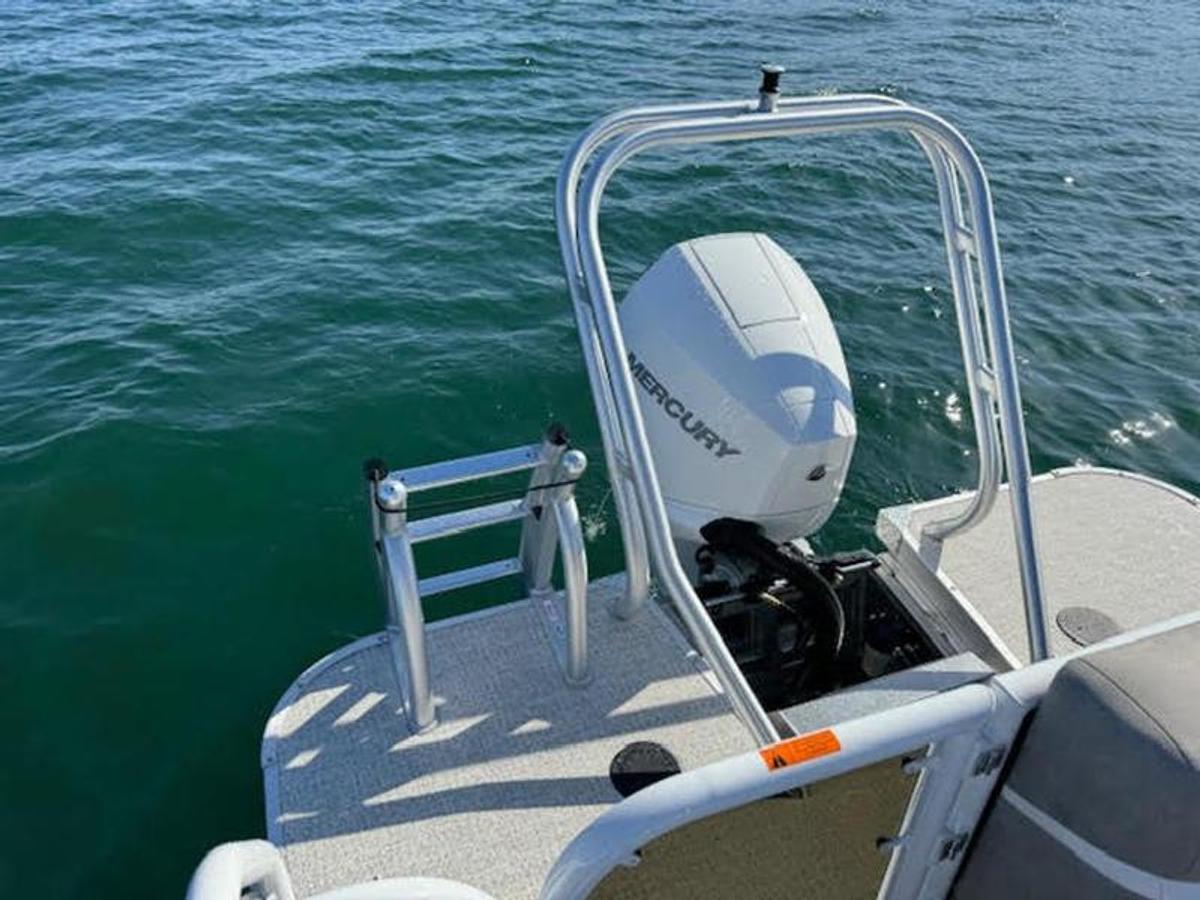 2025 ALOHA 230 CLUB SERIES - Commercial Spec'd