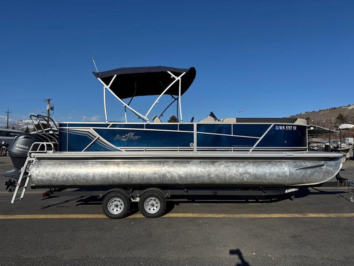 Used 2021 SunChaser GENEVA 24 TRI