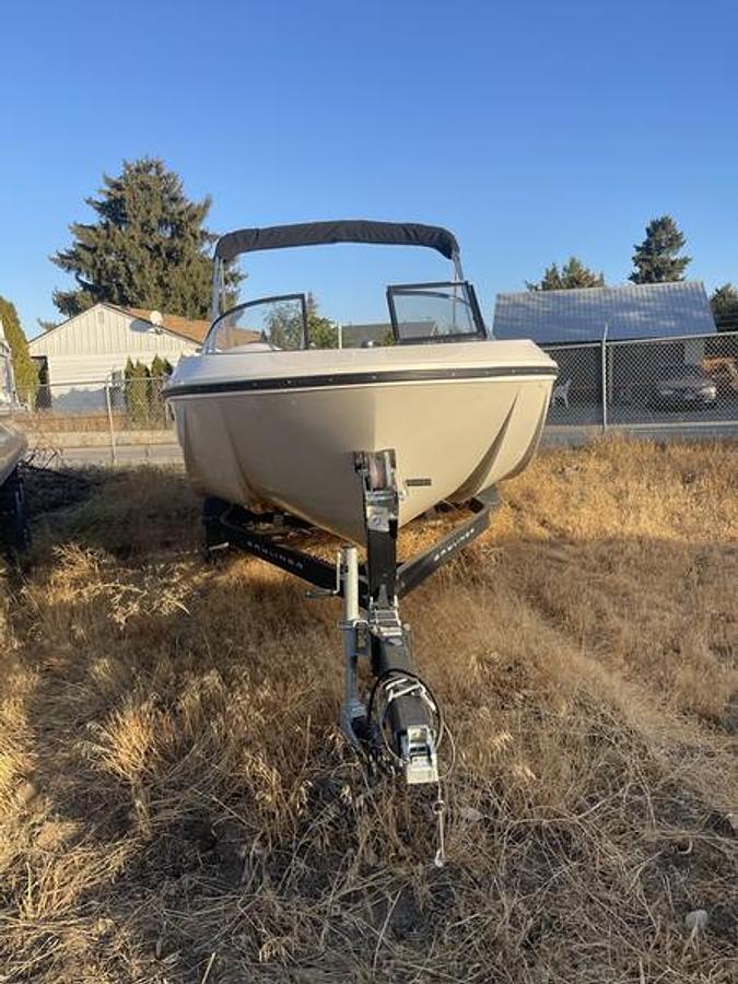 Used 2021 Bayliner Element E21