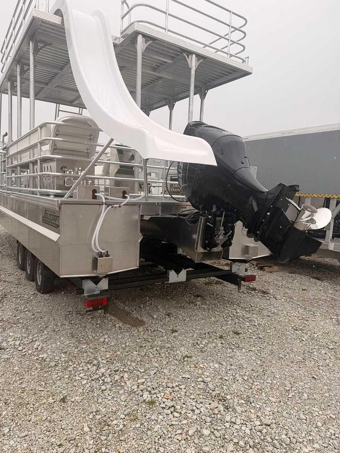 SolidCraft 1030 SkyDeck