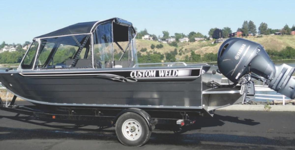 Used CWB 18'-26' Bush Outboard