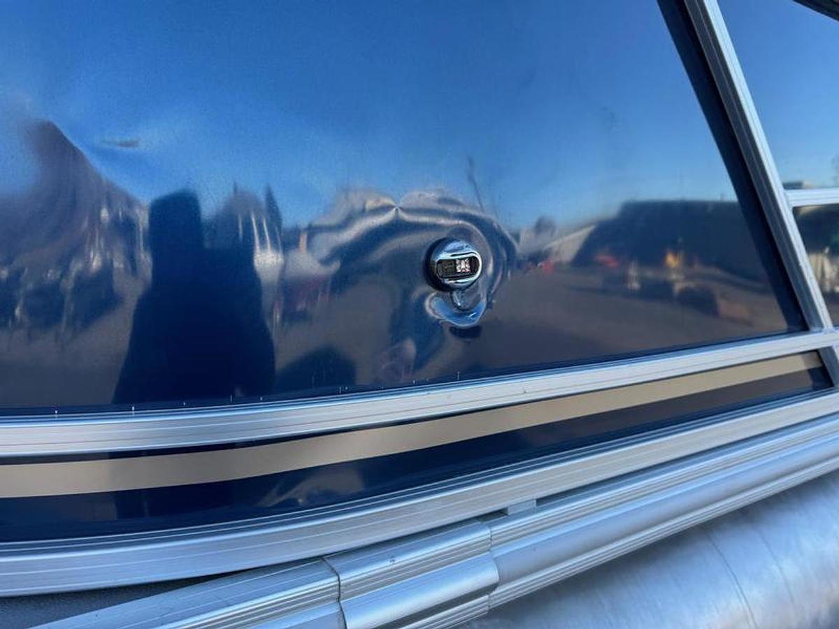 Used 2021 SunChaser GENEVA 24 TRI