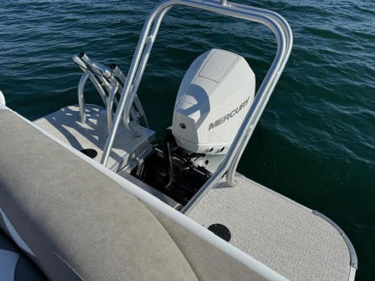 2025 ALOHA 230 CLUB SERIES - Commercial Spec'd