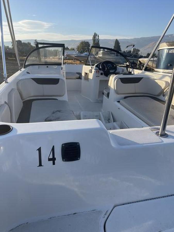 Used 2021 Bayliner Element E21