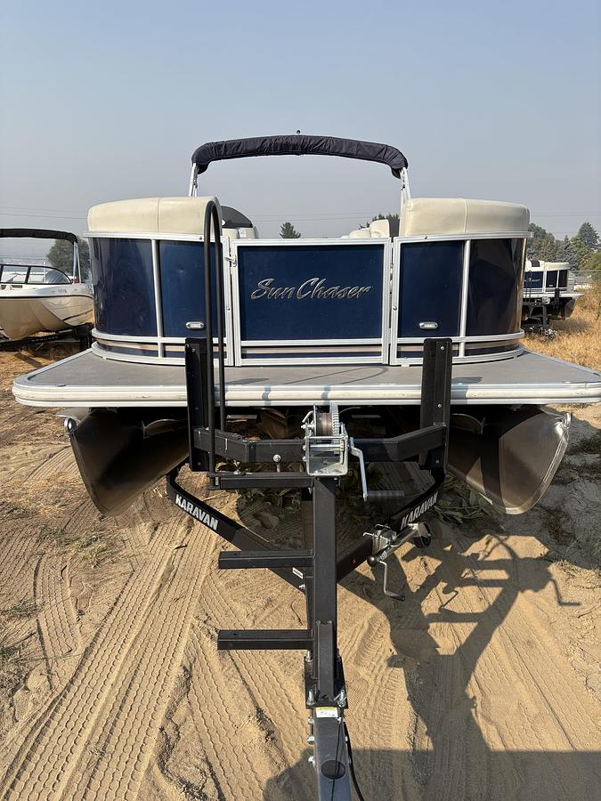 Used 2021 SunChaser Geneva 24 CRS