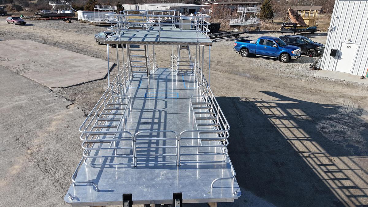 Used Resort Sky Deck 1030