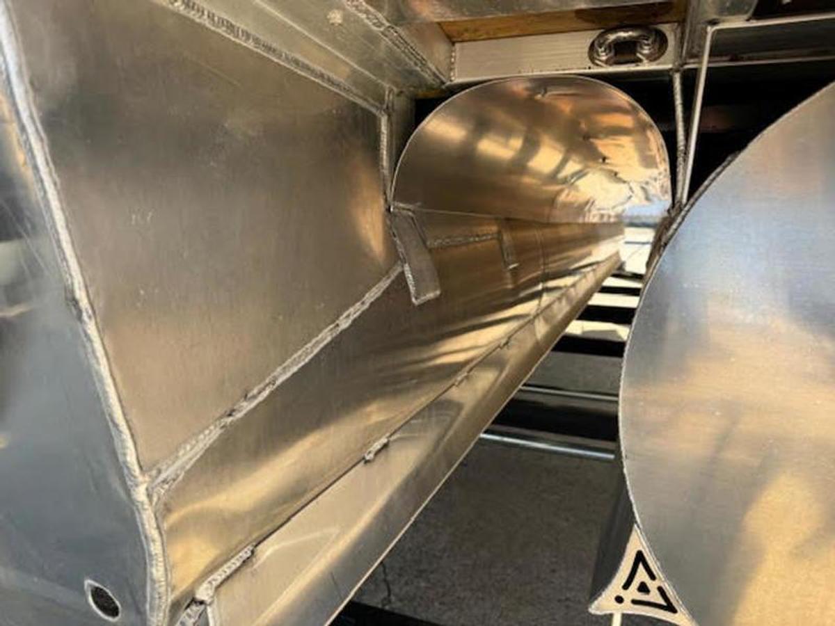 2025 ALOHA 230 CLUB SERIES - Commercial Spec'd