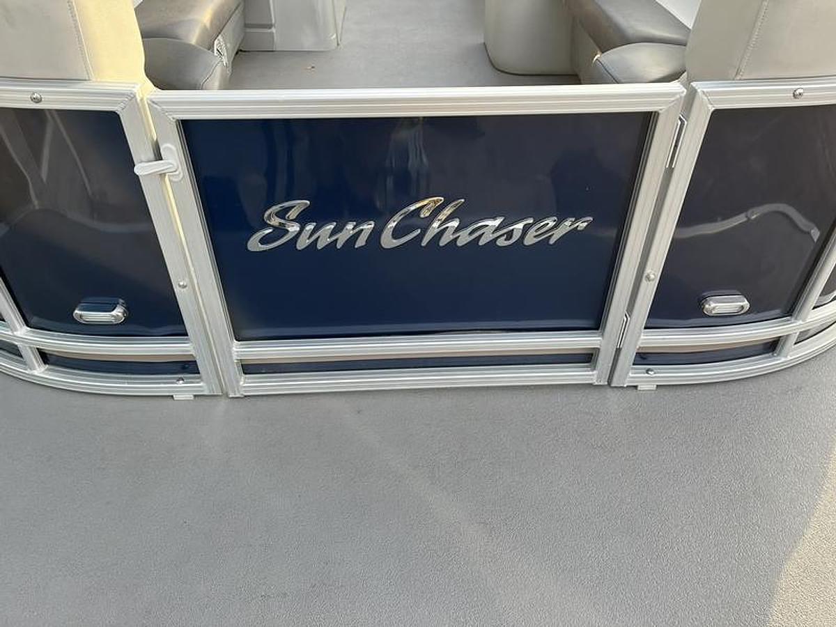 Used 2021 SunChaser Geneva 24 Cruise