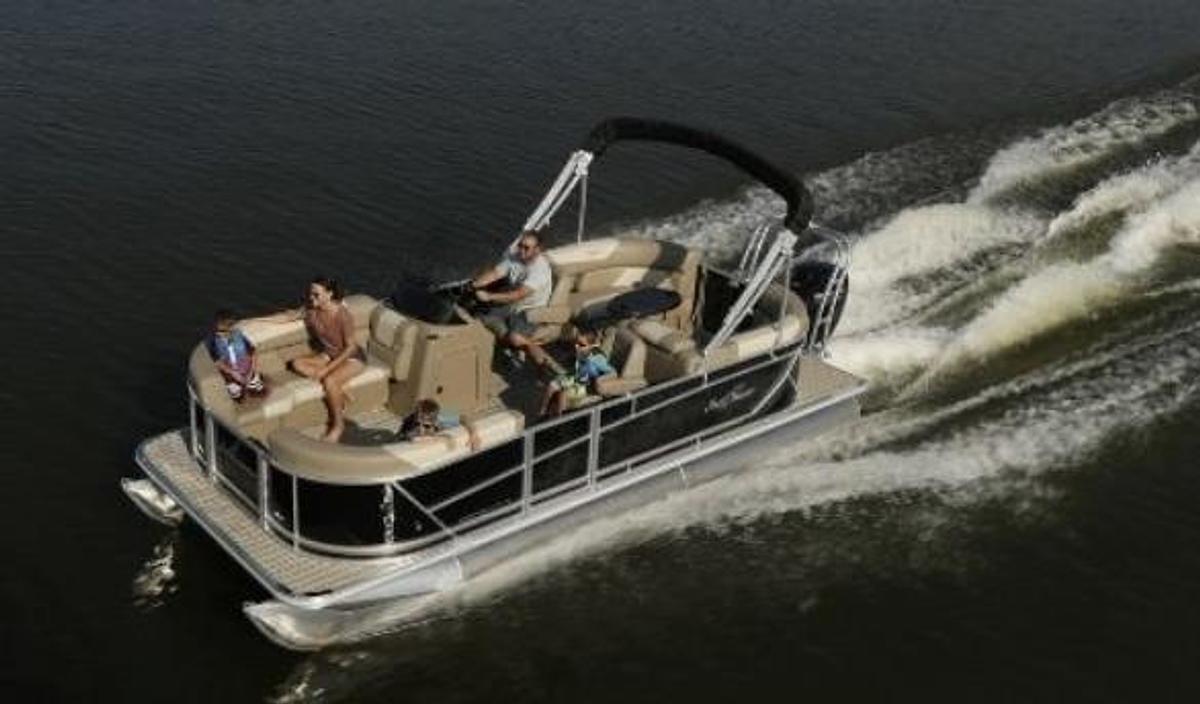 Used SunChaser Geneva Series FSWB Commercial Series