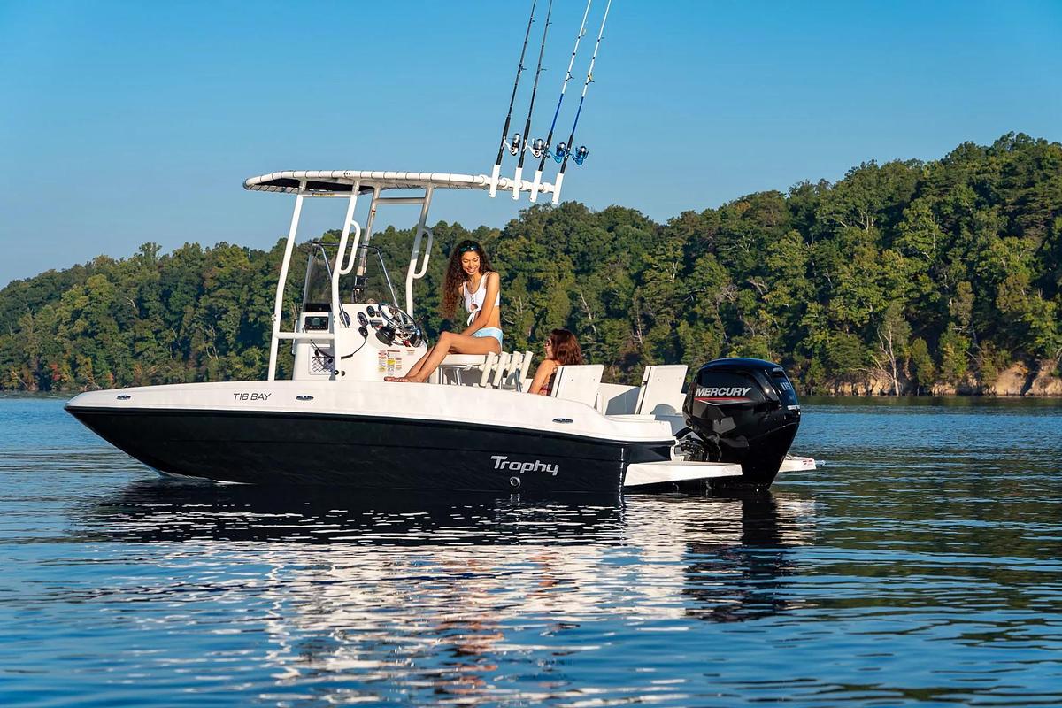 Used Bayliner Trophy T 18