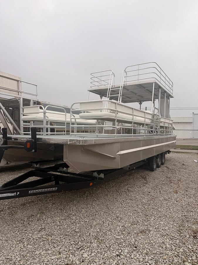 SolidCraft 1030 SkyDeck